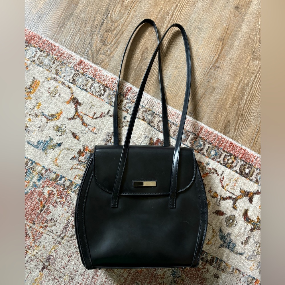 Vintage black shoulder bag